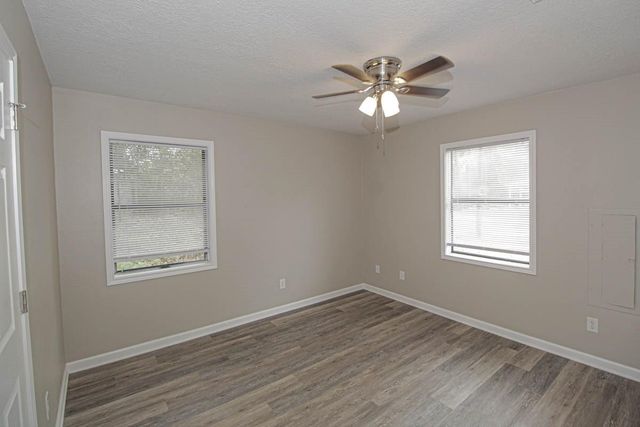345 Cherokee Lane, Onalaska, TX 77360