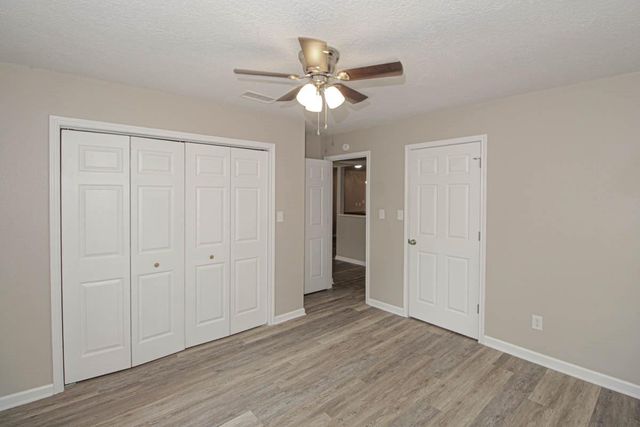345 Cherokee Lane, Onalaska, TX 77360