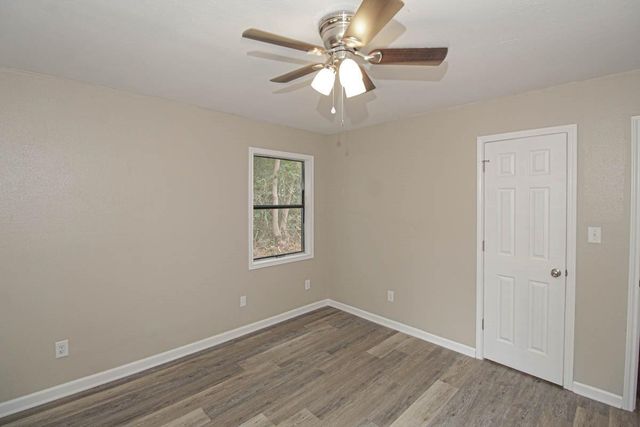345 Cherokee Lane, Onalaska, TX 77360