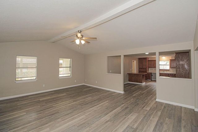 345 Cherokee Lane, Onalaska, TX 77360