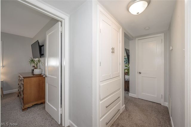 1266 Curtis Avenue, Cuyahoga Falls, OH 44221