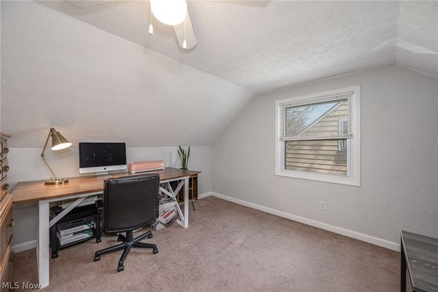 1266 Curtis Avenue, Cuyahoga Falls, OH 44221