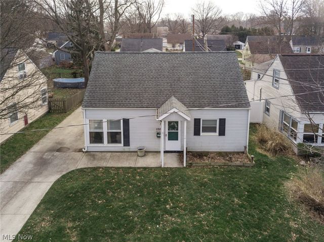 1266 Curtis Avenue, Cuyahoga Falls, OH 44221