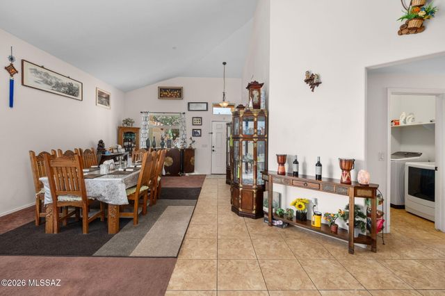8229 W Melanitta Drive, Tucson, AZ 85757