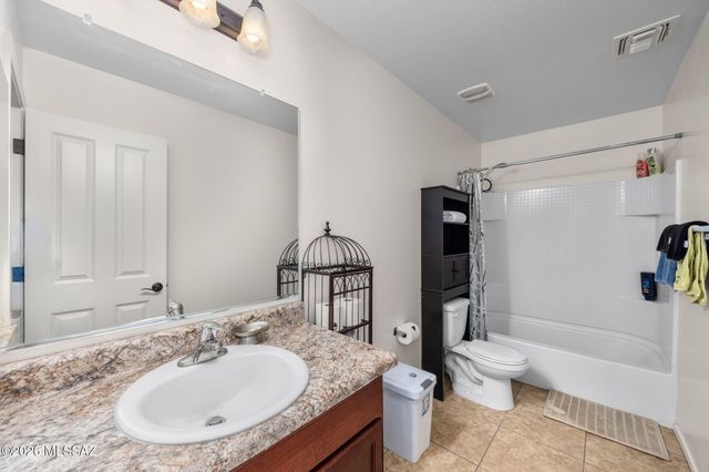 8229 W Melanitta Drive, Tucson, AZ 85757