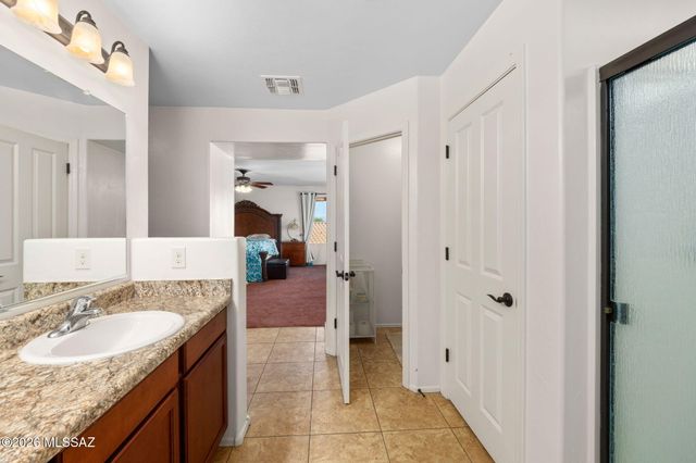8229 W Melanitta Drive, Tucson, AZ 85757