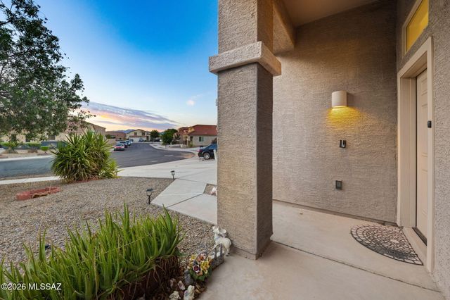 8229 W Melanitta Drive, Tucson, AZ 85757