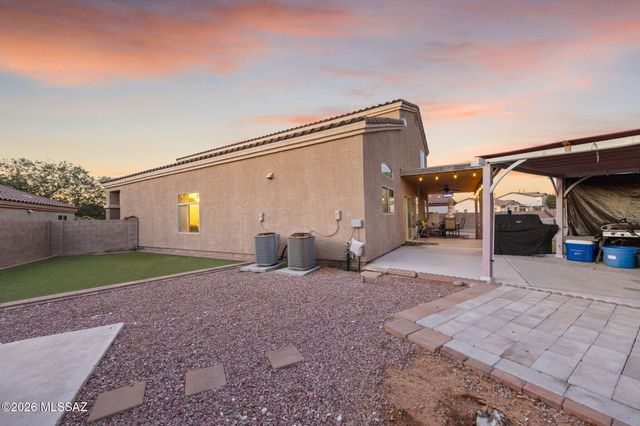 8229 W Melanitta Drive, Tucson, AZ 85757
