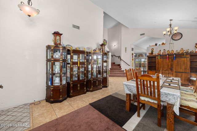 8229 W Melanitta Drive, Tucson, AZ 85757
