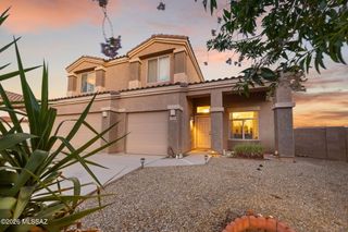 8229 W Melanitta Drive, Tucson, AZ 85757