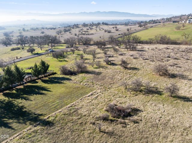 Cherry Lane TL2200, Medford, OR 97504