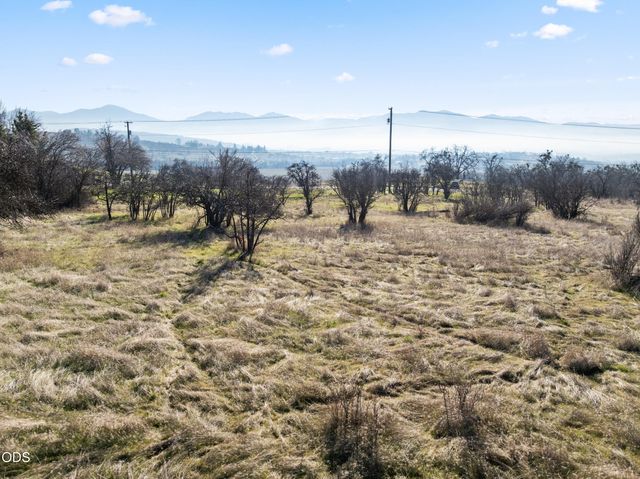 Cherry Lane TL2200, Medford, OR 97504