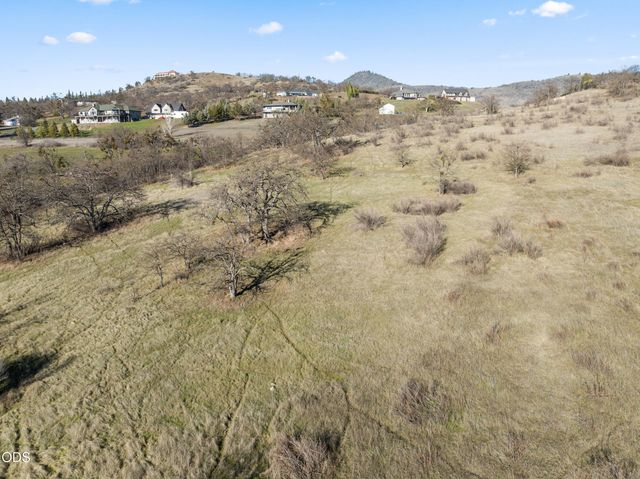 Cherry Lane TL2200, Medford, OR 97504