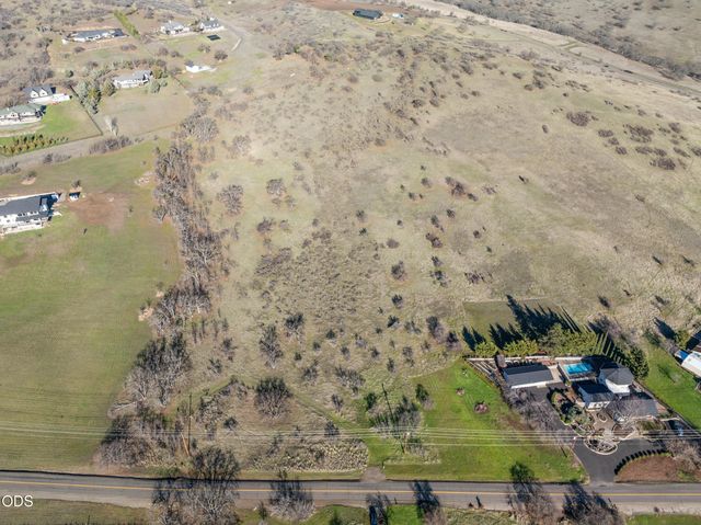 Cherry Lane TL2200, Medford, OR 97504