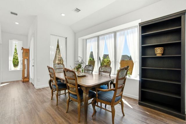 1409 Northwood Bluff Lane, Pinehurst, TX 77362