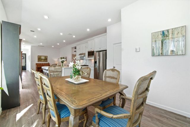 1409 Northwood Bluff Lane, Pinehurst, TX 77362