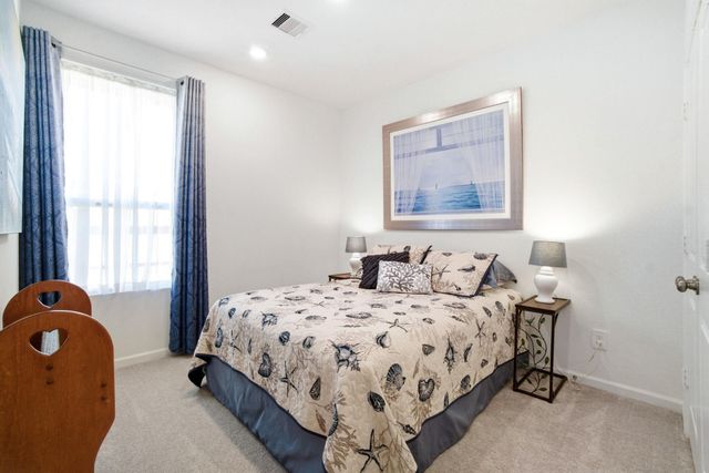 1409 Northwood Bluff Lane, Pinehurst, TX 77362