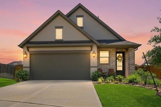 1409 Northwood Bluff Lane, Pinehurst, TX 77362