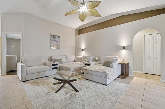 837 ROCKY MOUNTAIN COURT, Valrico, FL 33594