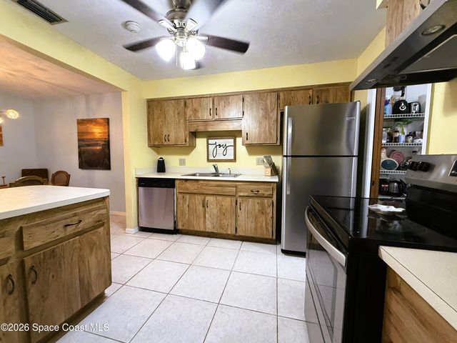 630 Greenwood Village Boulevard 31f, West Melbourne, FL 32904