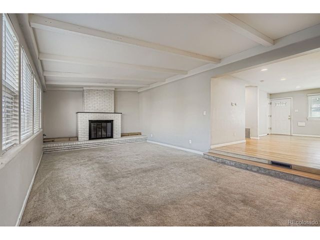 1742 Jamaica St, Aurora, CO 80010