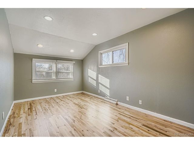 1742 Jamaica St, Aurora, CO 80010