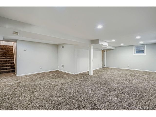 1742 Jamaica St, Aurora, CO 80010