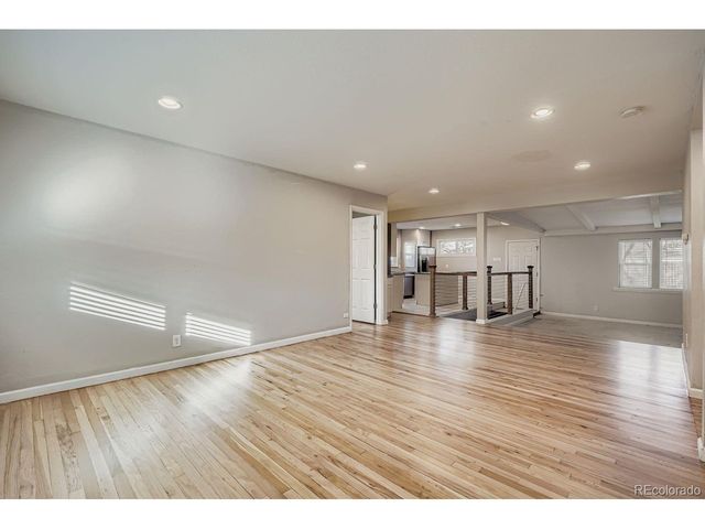 1742 Jamaica St, Aurora, CO 80010