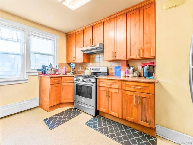 59-13 160th Street, Fresh Meadows, NY 11365