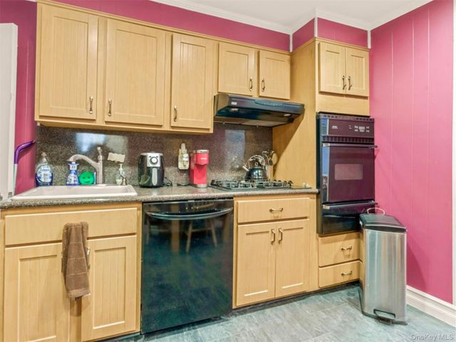 59-13 160th Street, Fresh Meadows, NY 11365
