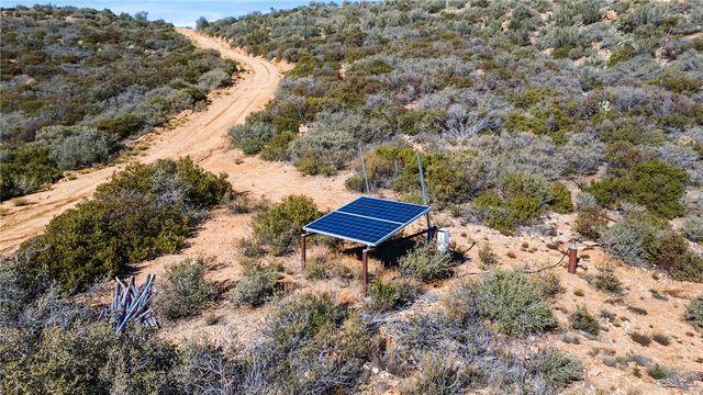 18885 E Pheaby Drive, Wikieup, AZ 85360