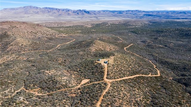 18885 E Pheaby Drive, Wikieup, AZ 85360