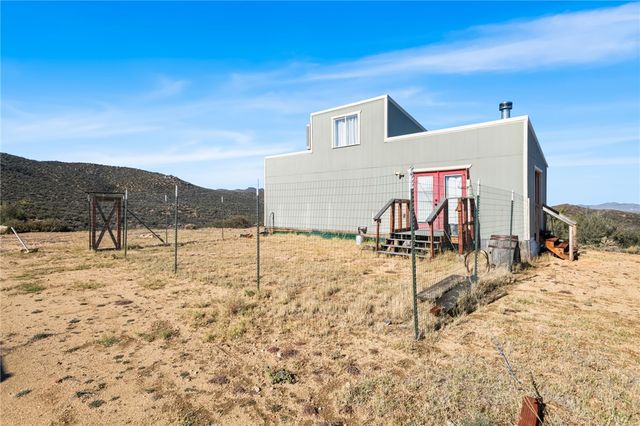 18885 E Pheaby Drive, Wikieup, AZ 85360