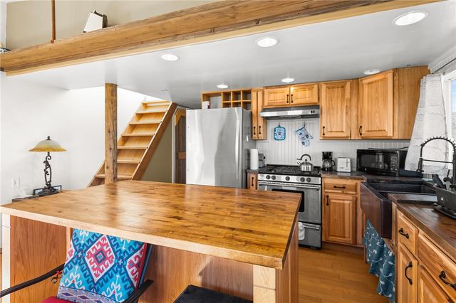 18885 E Pheaby Drive, Wikieup, AZ 85360