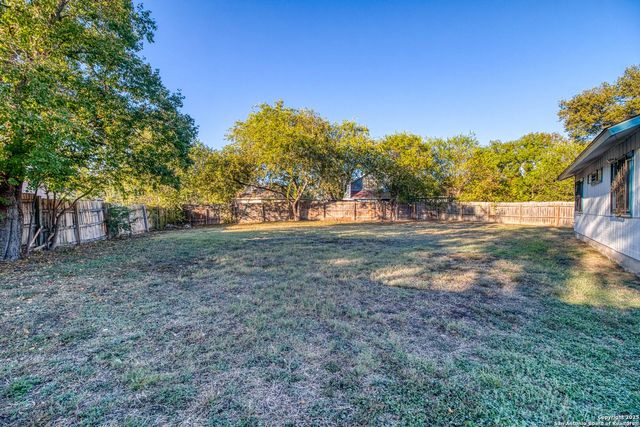 3717 Candleknoll Circle, San Antonio, TX 78244