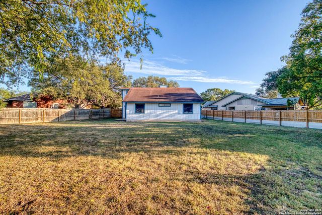 3717 Candleknoll Circle, San Antonio, TX 78244