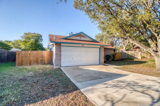 3717 Candleknoll Circle, San Antonio, TX 78244