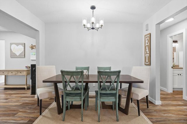 101 S Haven Place, Waxahachie, TX 75165