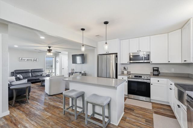 101 S Haven Place, Waxahachie, TX 75165