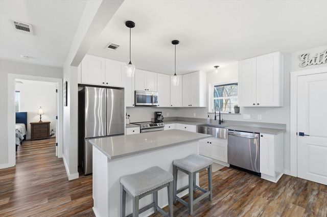 101 S Haven Place, Waxahachie, TX 75165