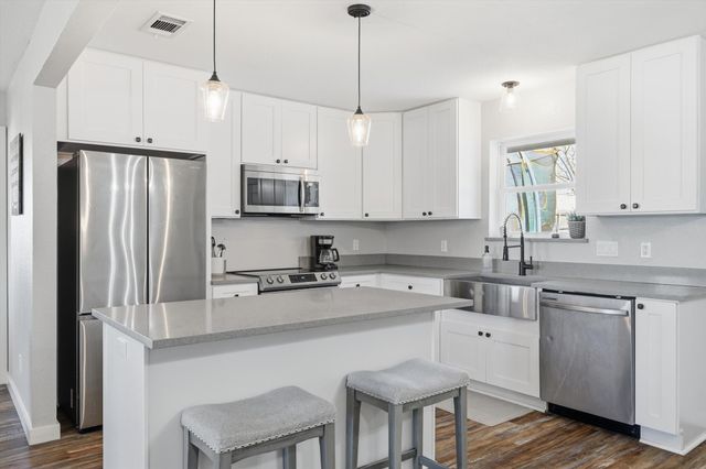 101 S Haven Place, Waxahachie, TX 75165