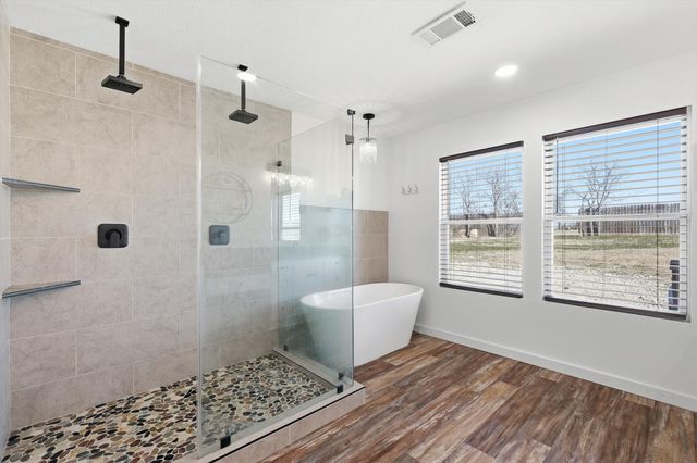 101 S Haven Place, Waxahachie, TX 75165