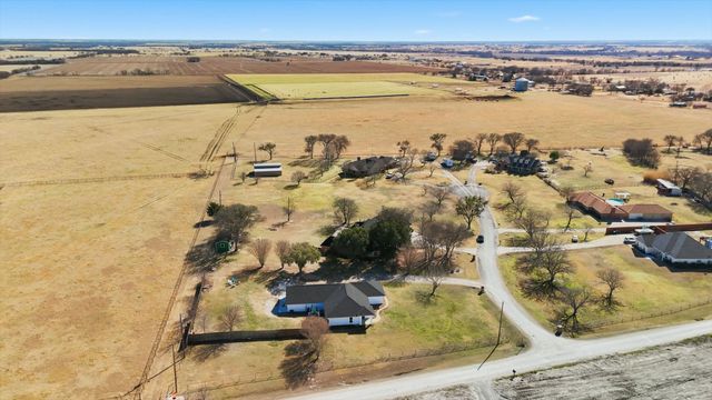 101 S Haven Place, Waxahachie, TX 75165