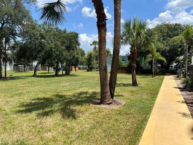 2846 SOMERSET PARK DRIVE 201, Tampa, FL 33613