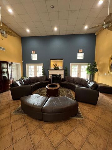 2846 SOMERSET PARK DRIVE 201, Tampa, FL 33613