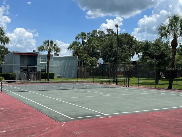 2846 SOMERSET PARK DRIVE 201, Tampa, FL 33613