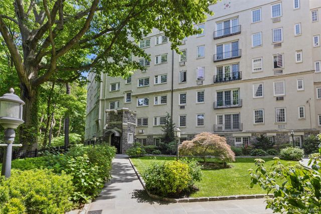 1 Rivermere 2G, Bronxville, NY 10708