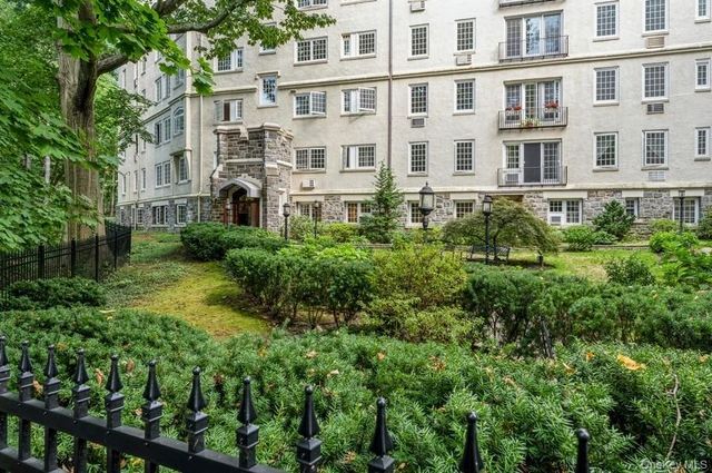 1 Rivermere 2G, Bronxville, NY 10708