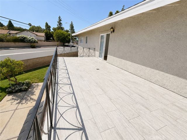 10661 Coraline Place, Chatsworth, CA 91311