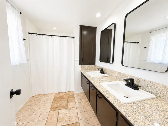 10661 Coraline Place, Chatsworth, CA 91311